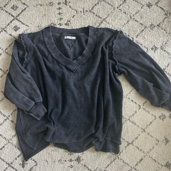 We the Free Free People Charcoal Black distressed sweatshirt Oversized Cozycore - Picture 1 of 9